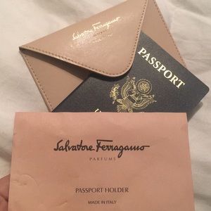 SALVATORE FERRAGAMO
